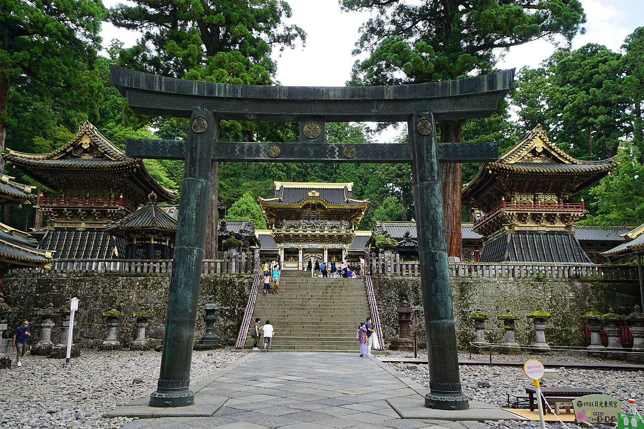 Nikko Toshogu-Rinno Pair