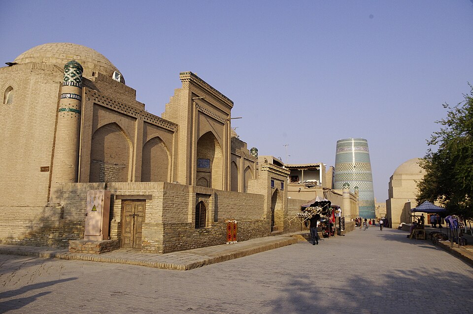 Qozikalon madrasasi